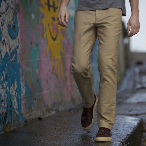 Gustin chino - Picture 1 of 7